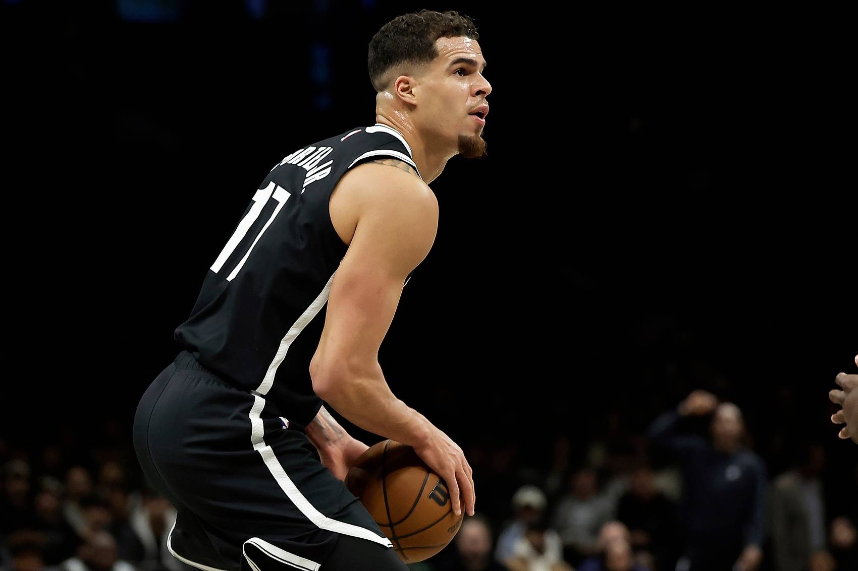NBA球员力挺保罗没罪,步行者交易祖巴茨,快船交易小波特?